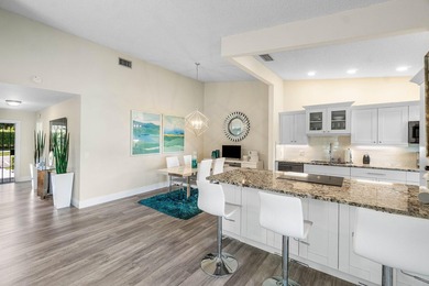 Rarely available & totally remodeled 2-bed, 2-bath END UNIT - photo 15