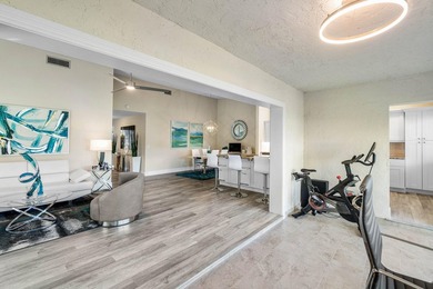 Rarely available & totally remodeled 2-bed, 2-bath END UNIT - photo 20