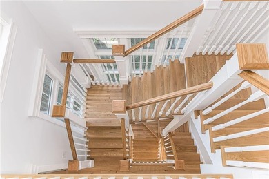 19 East Hills Road presents a rare opportunity to own a - photo 22