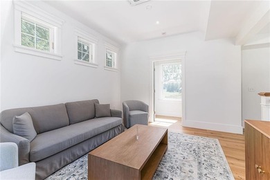 19 East Hills Road presents a rare opportunity to own a - photo 26