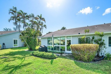 Rarely available & totally remodeled 2-bed, 2-bath END UNIT - photo 31