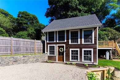 19 East Hills Road presents a rare opportunity to own a - photo 33
