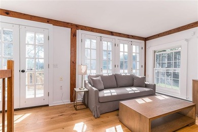 19 East Hills Road presents a rare opportunity to own a - photo 37