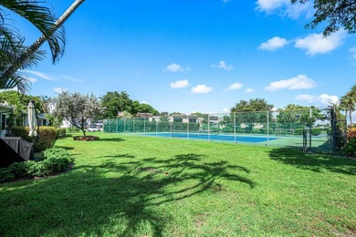 Rarely available & totally remodeled 2-bed, 2-bath END UNIT - photo 38