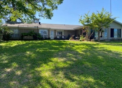 3BR/2BA home in a low-traffic area of beautiful Lake Bruin with - photo 1