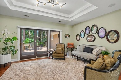 Exceptional privacy and an unbeatable location in Oakridge at - photo 12