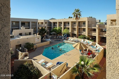 Remodeled top-floor 2 bed, 2 bath condo in the heart of Old Town