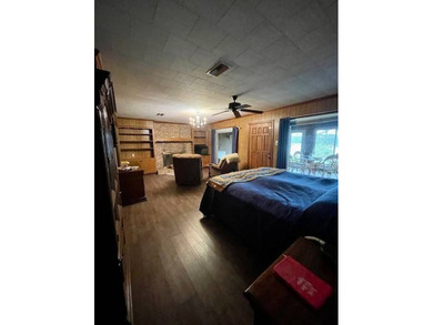 3BR/2BA home in a low-traffic area of beautiful Lake Bruin with - photo 9