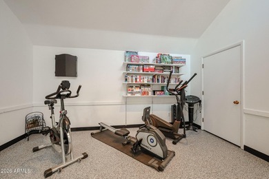 Remodeled top-floor 2 bed, 2 bath condo in the heart of Old Town