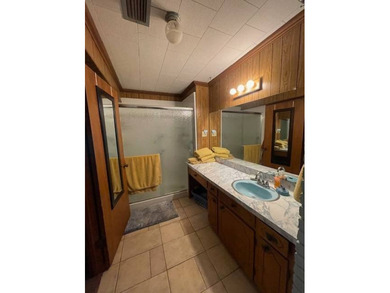 3BR/2BA home in a low-traffic area of beautiful Lake Bruin with - photo 10
