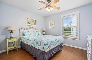 Charming 2-bedroom, 1-bath cottage in the desirable Copano - photo 8