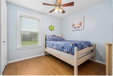 Charming 2-bedroom, 1-bath cottage in the desirable Copano - photo 10