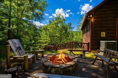 Welcome to your private mountain retreat in the highly - photo 3