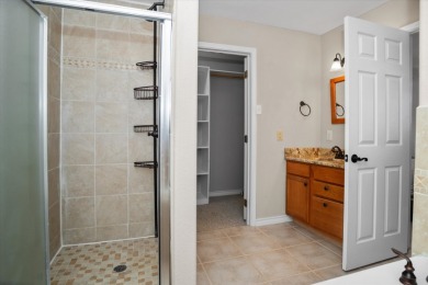 BEAUTIFUL WATERFRONT HOME IN LAKE FOREST ESTATES! - photo 22