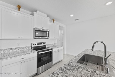 Tucked away on a desirable cul-de-sac, this beautifully - photo 15