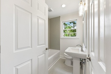 Wow, is this the nicest property in North Charleston under $400 - photo 20