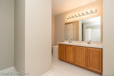 DON'T MAKE A MOVE WITHOUT experiencing lakefront living at its - photo 33
