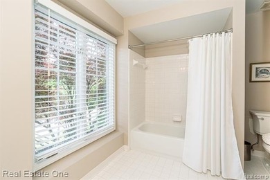 DON'T MAKE A MOVE WITHOUT experiencing lakefront living at its - photo 34