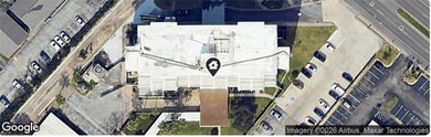 Condo located on the prestigious Ocean Drive. As you step inside - photo 2