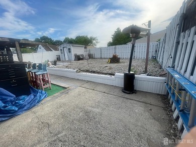 Welcome to 47 Leber Avenue in Carteret! This beautifully - photo 5