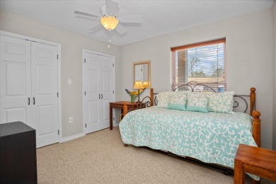 BEAUTIFUL WATERFRONT HOME IN LAKE FOREST ESTATES! - photo 24