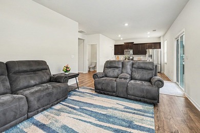 Welcome to 1275 Elterwater Lane, a beautifully maintained - photo 12