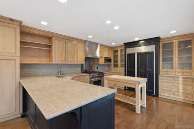 Chic Contemporary Sophisticated Living in Remsenburg Nestled on - photo 15