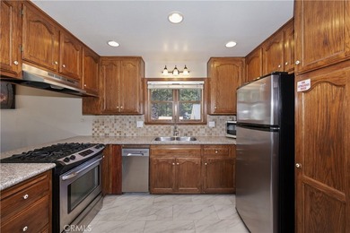 858 Club View Dr - photo 15