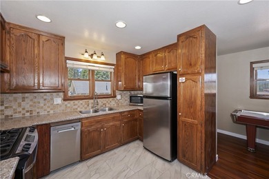858 Club View Dr - photo 16