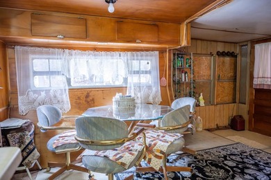 Charming 2 bed, 1 bath single wide manufactured home, just - photo 18