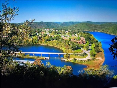 44 acre, Cleared & Flat Lot with ALL utilities at the street!