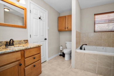 BEAUTIFUL WATERFRONT HOME IN LAKE FOREST ESTATES! - photo 21