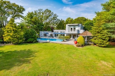 Chic Contemporary Sophisticated Living in Remsenburg Nestled on - photo 40