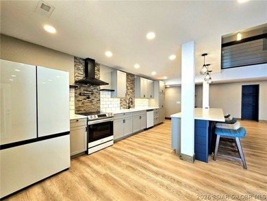 Two beautifully remodeled lakefront homes offering an incredible - photo 11