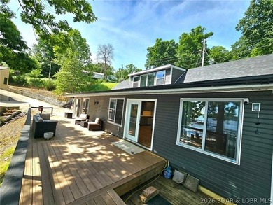 Two beautifully remodeled lakefront homes offering an incredible - photo 16