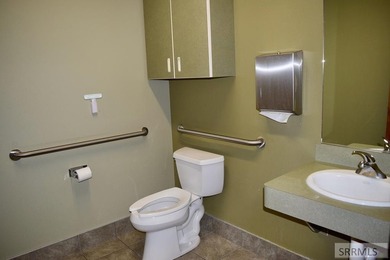 PRIME LOCATION! SPACIOUS! The Building is Located in a busy - photo 25