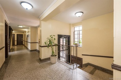 PRICE REDUCTION! MOTIVATED SELLER!! Don't miss this exceptional - photo 2