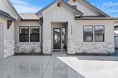 Welcome to The Alder at Valor, where modern design meets the - photo 2