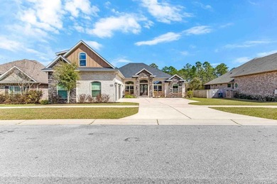 Welcome to luxury living in the gated community of Huntington - photo 3