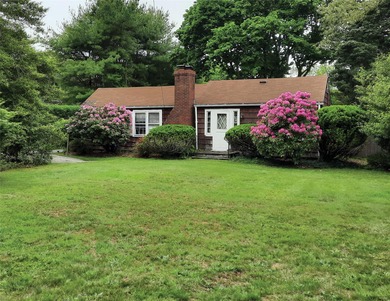 (private lake, pond, coastal) Home Sale Pending in Remsenburg New York