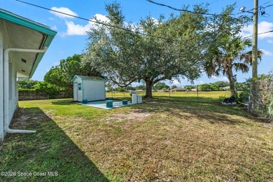 Beautifully maintained property located on quiet street lovingly - photo 7