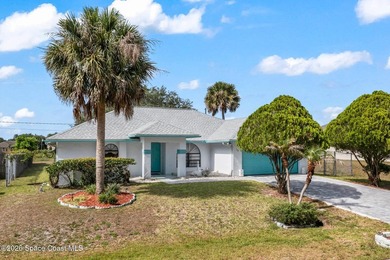 Beautifully maintained property located on quiet street lovingly - photo 8