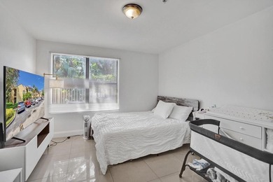 Welcome to your urban oasis at Boynton Landings! This 2-bed - photo 19