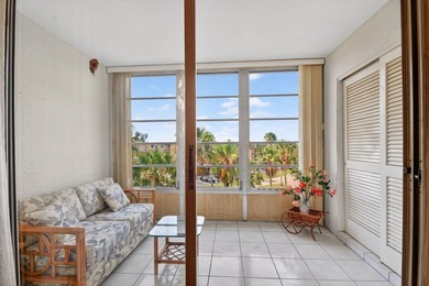 Village Royale on the Green Unit 4020: Enjoy top-floor privacy - photo 21
