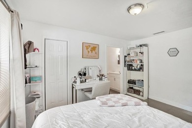Welcome to your urban oasis at Boynton Landings! This 2-bed - photo 29