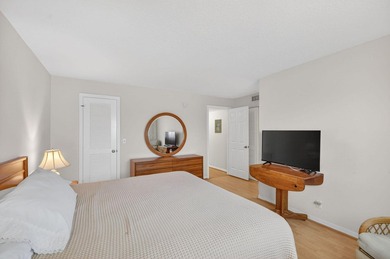 Village Royale on the Green Unit 4020: Enjoy top-floor privacy - photo 30