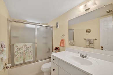 Village Royale on the Green Unit 4020: Enjoy top-floor privacy - photo 39