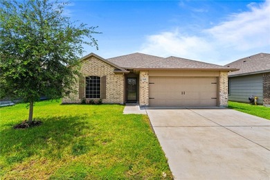 VA Assumable Loan Available! Don't miss this fantastic - photo 2
