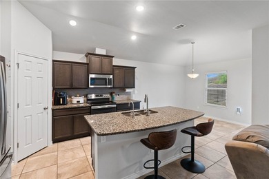 VA Assumable Loan Available! Don't miss this fantastic - photo 8