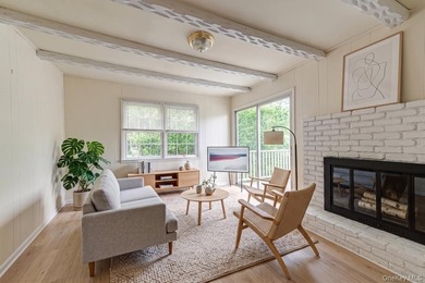 Opportunity to make this charming Halesite home your own. Tucked - photo 13